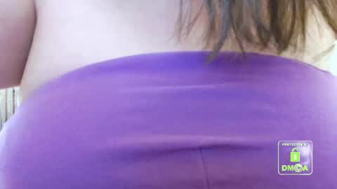 Snapshot of hot_and_pretty chatting on March 1, 9:40 am Lila online show from March 1, 9:40 am