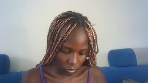 Snapshot of hot_berry2003 chatting on February 20, 1:51 pm Millie online show from February 20, 1:51 pm