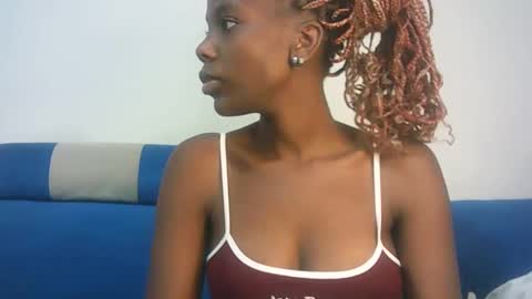 Snapshot of hot_berry2003 chatting on March 10, 6:38 am Millie online show from March 10, 6:38 am