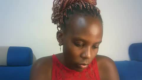 Snapshot of hot_berry2003 chatting on March 2, 3:42 pm Millie online show from March 2, 3:42 pm