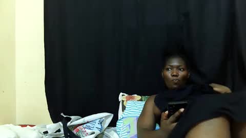 Milly online show from December 15, 7:24 am