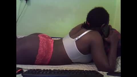 hot_girlly online show from November 18, 6:53 pm