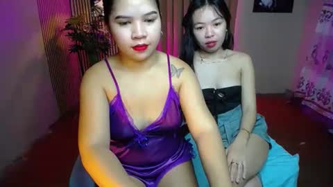 Snapshot of hot_ice_cube chatting on October 4, 9:37 am Ms Yen online show from October 4, 9:37 am