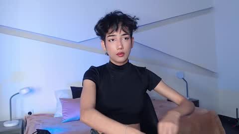 Snapshot of hot_little_bunny chatting on March 4, 9:11 pm Alana online show from March 4, 9:11 pm