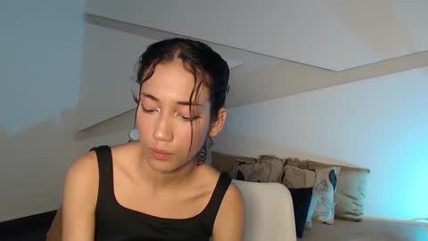 Snapshot of hot_little_bunny chatting on October 7, 9:41 pm Alana online show from October 7, 9:41 pm