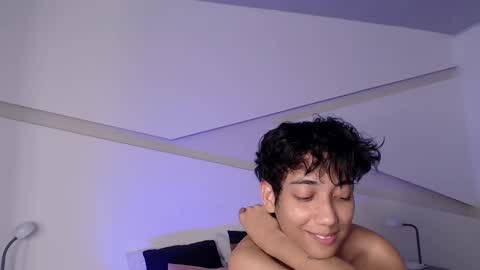Snapshot of hot_little_bunny chatting on March 12, 9:35 pm Alana online show from March 12, 9:35 pm