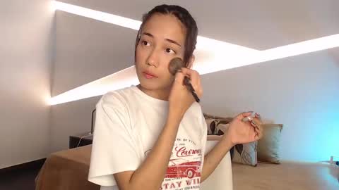 Snapshot of hot_little_bunny chatting on October 8, 10:25 pm Alana online show from October 8, 10:25 pm