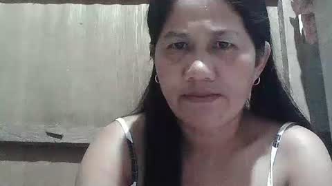 hotmama online show from May 11, 9:23 pm