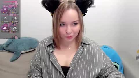 Moon online show from February 10, 9:29 pm