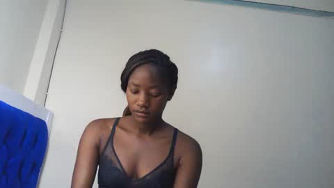 Milly online show from July 29, 2:00 am