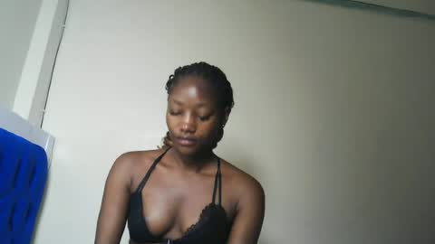Milly online show from July 25, 2:18 am