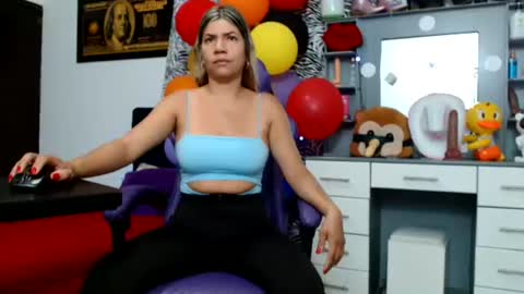 hot sexy bunny online show from June 30, 1:43 pm