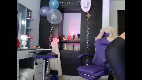 hot sexy bunny online show from January 9, 1:37 pm