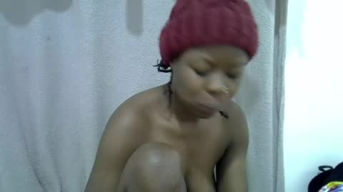 esiiii online show from July 2, 11:38 am