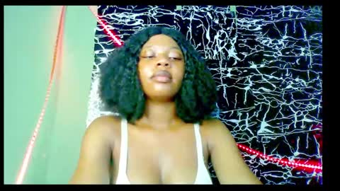 Stella online show from January 17, 8:00 pm