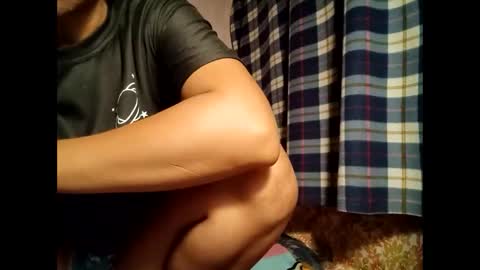 Snapshot of hot_warrios247 chatting on March 3, 4:10 am hot_warrios247 online show from March 3, 4:10 am