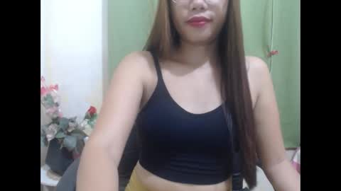 hotasianayra69 online show from November 27, 3:48 pm