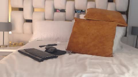 Bella Milf online show from November 23, 2:03 am