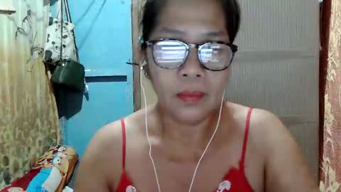 hotbetty_45 online show from May 8, 10:33 pm