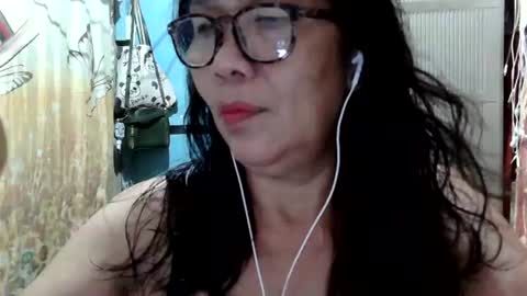 hotbetty_45 online show from July 14, 3:44 am
