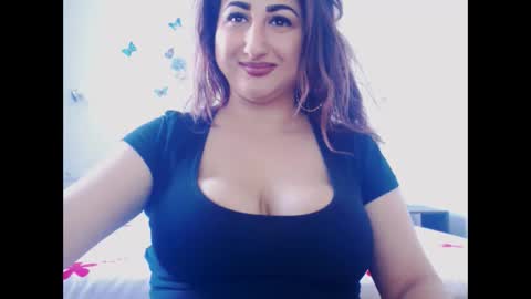 hotboobsmaya online show from October 5, 11:04 am