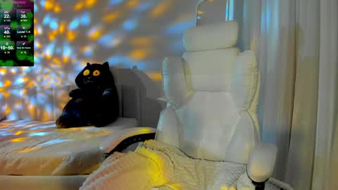 SWEET DEVILS PUSSY  online show from May 24, 3:16 am