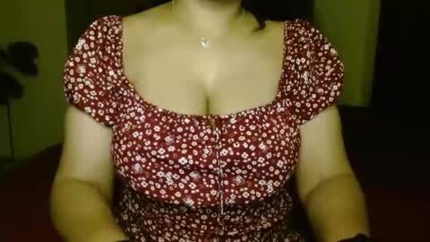 Eliza i dont show face in any show online show from November 25, 8:42 pm