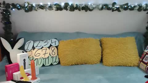 hotgirlkarina online show from June 3, 4:13 am