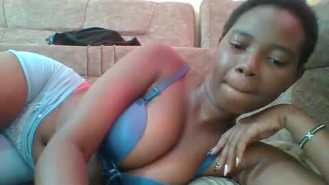 Queen online show from February 26, 7:02 am