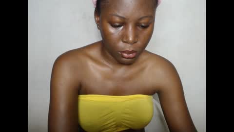 Snapshot of hotjessie0 chatting on December 22, 4:17 am hotjessie0 online show from December 22, 4:17 am