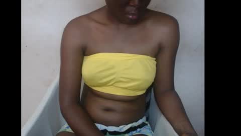 hotjessie0 online show from December 5, 7:08 am