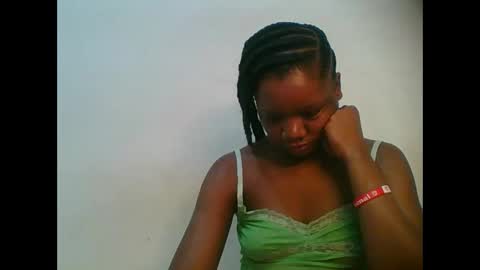 LOYCE online show from November 22, 7:27 pm