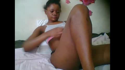 LOYCE online show from October 27, 9:31 pm