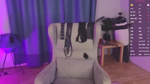 Allison  online show from December 19, 7:17 pm