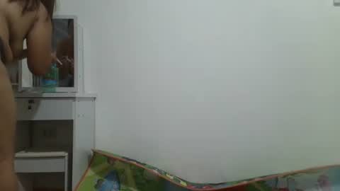 hotlavender online show from July 24, 2:42 am
