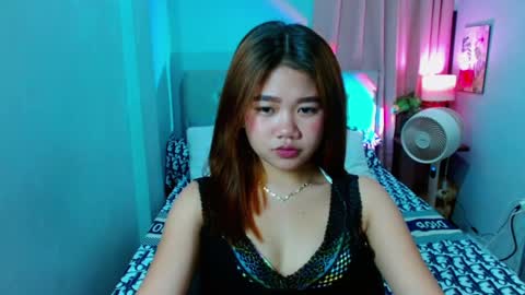 Layla online show from February 3, 5:14 pm