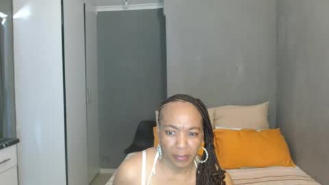 hotlilya online show from June 16, 8:37 am