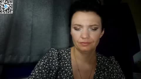 hotmamaqueen234 online show from June 7, 9:10 pm