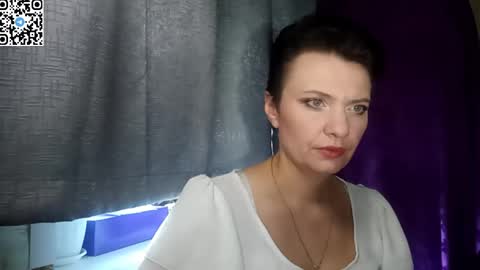 hotmamaqueen234 online show from June 2, 10:38 am