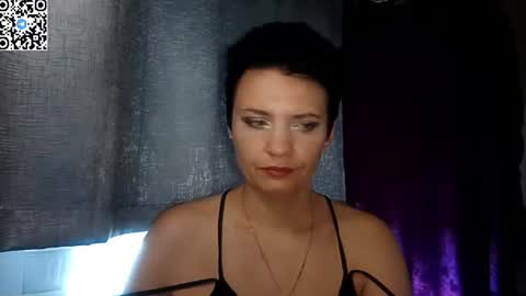 hotmamaqueen234 online show from June 14, 1:00 pm