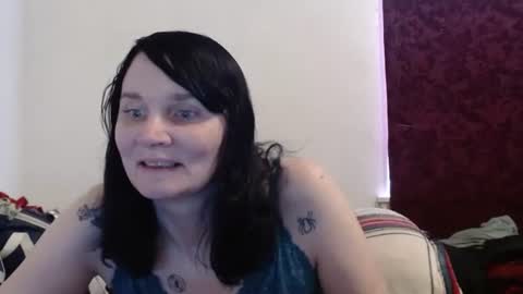 Snapshot of hotmodel1984 chatting on January 7, 8:10 pm hotmodel1984 online show from January 7, 8:10 pm