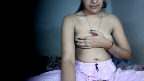 lola online show from June 24, 1:54 pm