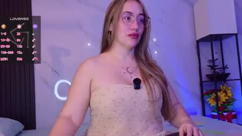Sussy Bloom  online show from June 14, 12:41 am