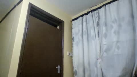 hotpussy online show from June 29, 8:41 pm