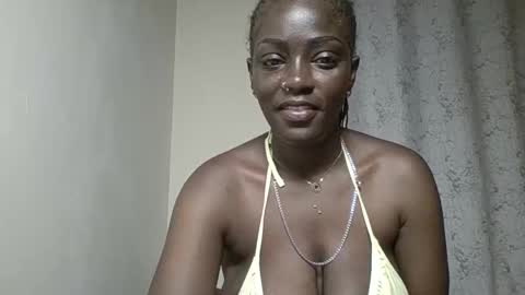 Amalia online show from November 10, 9:43 pm