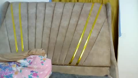 hottie_mammy online show from July 14, 7:46 am