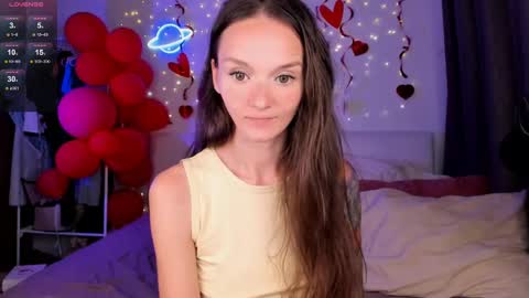 Snapshot of hottiesteverly chatting on February 18, 5:33 pm Jane online show from February 18, 5:33 pm