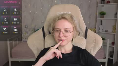 Kori online show from May 17, 10:36 am