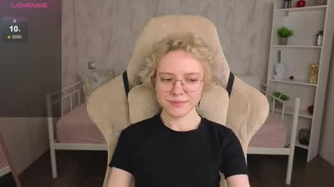 Kori online show from May 25, 6:01 am