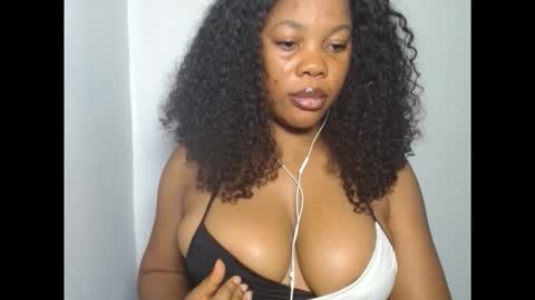 Snapshot of hotty_lora889 chatting on October 16, 8:33 pm hotty_lora889 online show from October 16, 8:33 pm